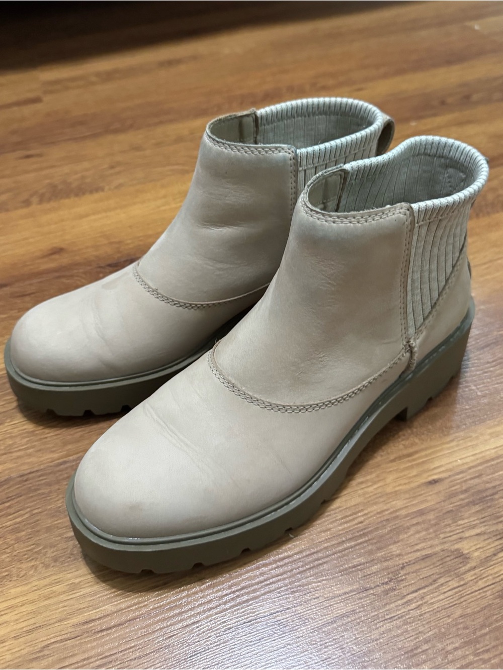 UGG Women's Taupe Ankle Boot